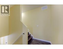 40 RED CLOVER Crescent - 29