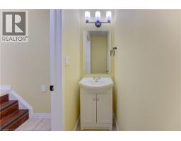 40 RED CLOVER Crescent - 40