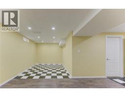 40 RED CLOVER Crescent - 46