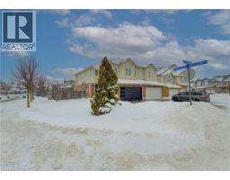 40 RED CLOVER Crescent - 6