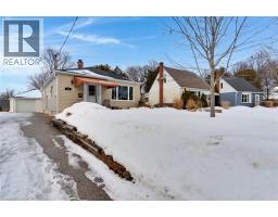 88 LORNE Crescent - 2