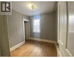 32 SIMEON Street - 10