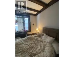 32 SIMEON Street - 37