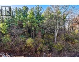 25 ISHERWOOD Avenue UnitNo. C036 - 18