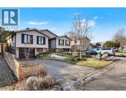 5 EQUESTRIAN Court - 2