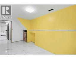 5 EQUESTRIAN Court - 22