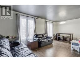 5 EQUESTRIAN Court - 6