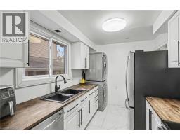 5 EQUESTRIAN Court - 8