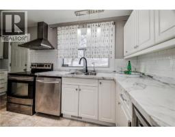 164 JANSEN Avenue UnitNo. 15 - 14