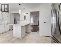 164 JANSEN Avenue UnitNo. 15 - 19