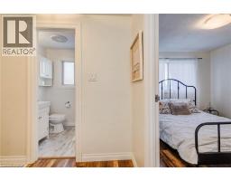 164 JANSEN Avenue UnitNo. 15 - 21