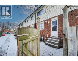 164 JANSEN Avenue UnitNo. 15 - 35