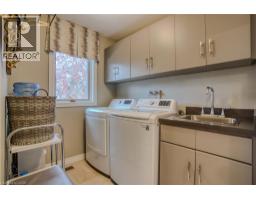 184 ROXTON Drive UnitNo. 16 - 27