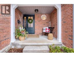 184 ROXTON Drive UnitNo. 16 - 3