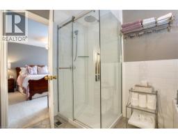 184 ROXTON Drive UnitNo. 16 - 34