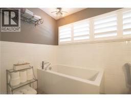 184 ROXTON Drive UnitNo. 16 - 35