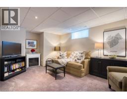 184 ROXTON Drive UnitNo. 16 - 40