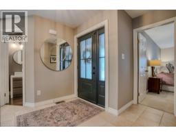 184 ROXTON Drive UnitNo. 16 - 8