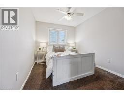 55 ENFIELD Drive - 32