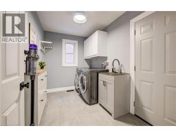 451 KNIGHTSBRIDGE Court - 30