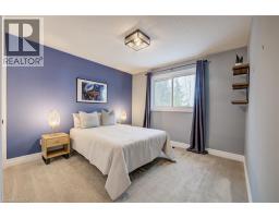 451 KNIGHTSBRIDGE Court - 38