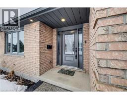 451 KNIGHTSBRIDGE Court - 4