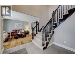 451 KNIGHTSBRIDGE Court - 7