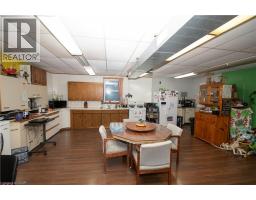 19 IMPERIAL Street - 13