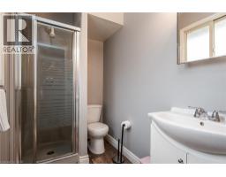 354 FORESTLAWN Road - 27