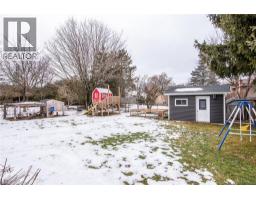 354 FORESTLAWN Road - 40