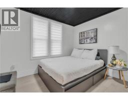 445 MOORE Street - 17