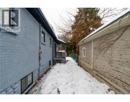 445 MOORE Street - 31