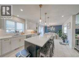 35 PEGGY Avenue - 20