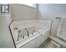 35 PEGGY Avenue - 30