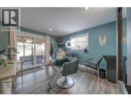 35 PEGGY Avenue - 40