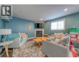 35 PEGGY Avenue - 41