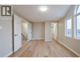 8 LIVINGSTONE Crescent - 23