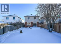 8 LIVINGSTONE Crescent - 42