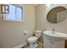 8 LIVINGSTONE Crescent - 6