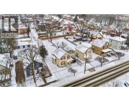 86-90 COURTLAND Street E - 3