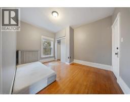 41 WELLINGTON Street S - 20