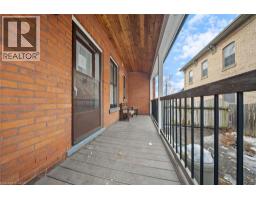 41 WELLINGTON Street S - 24