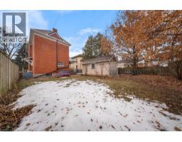 41 WELLINGTON Street S - 27