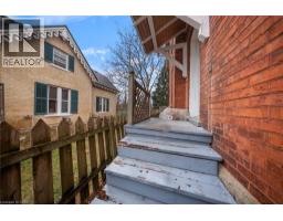 41 WELLINGTON Street S - 28