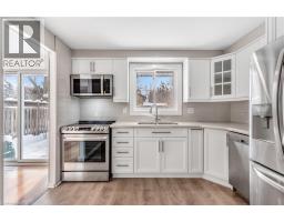 111 MANOR Drive - 16