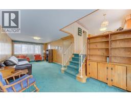 26 DEERPARK Crescent - 12