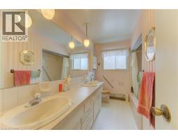 26 DEERPARK Crescent - 33