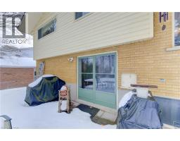 26 DEERPARK Crescent - 45