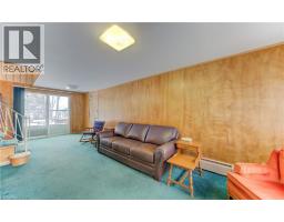 26 DEERPARK Crescent - 8