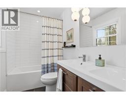 115 ROSLIN Avenue S - 18